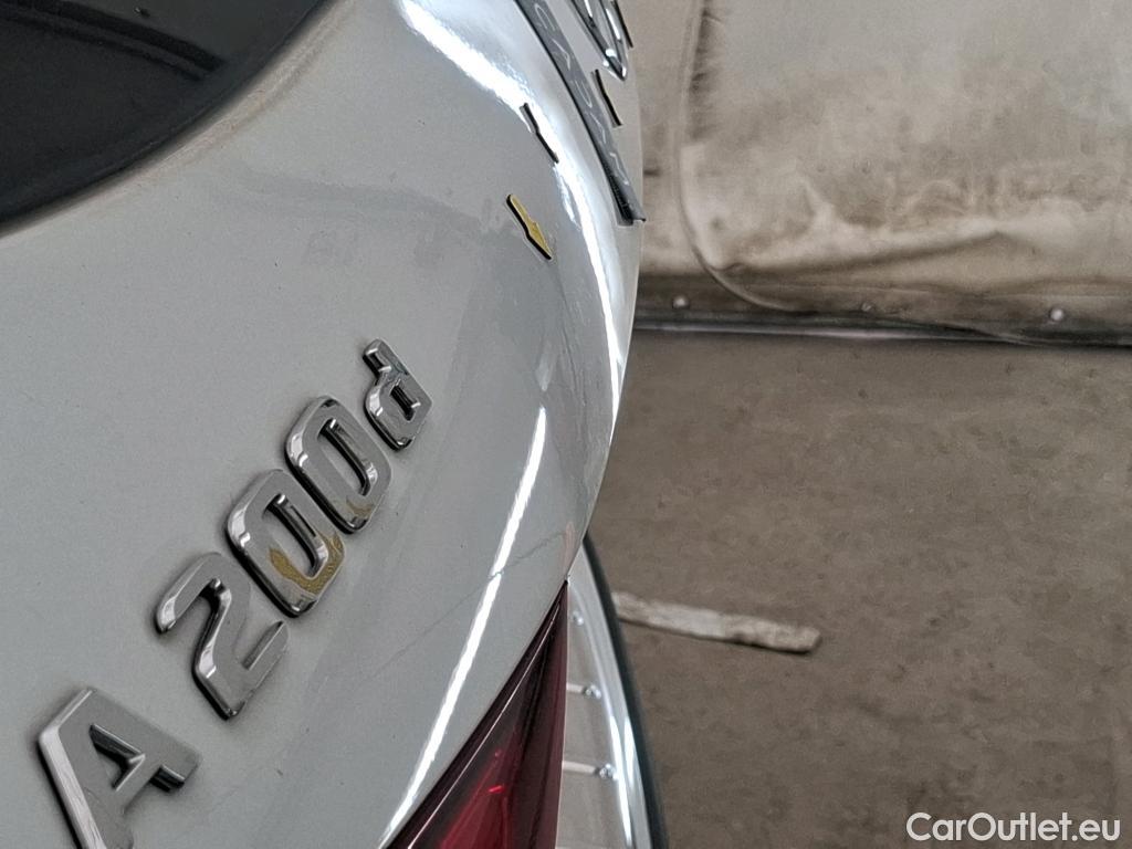  Mercedes  GLA MERCEDES-BENZ  / 2020 / 5P / SUV 2.0  200 D BUSINESS LINE DCT #7