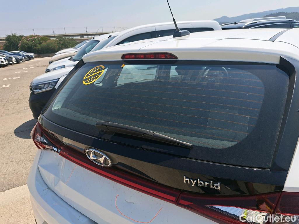  Hyundai  i20 HYUNDAI  / 2020 / 5P / berlina con portón 1.0 TGDI 74kW (100CV) 48V Essence #15