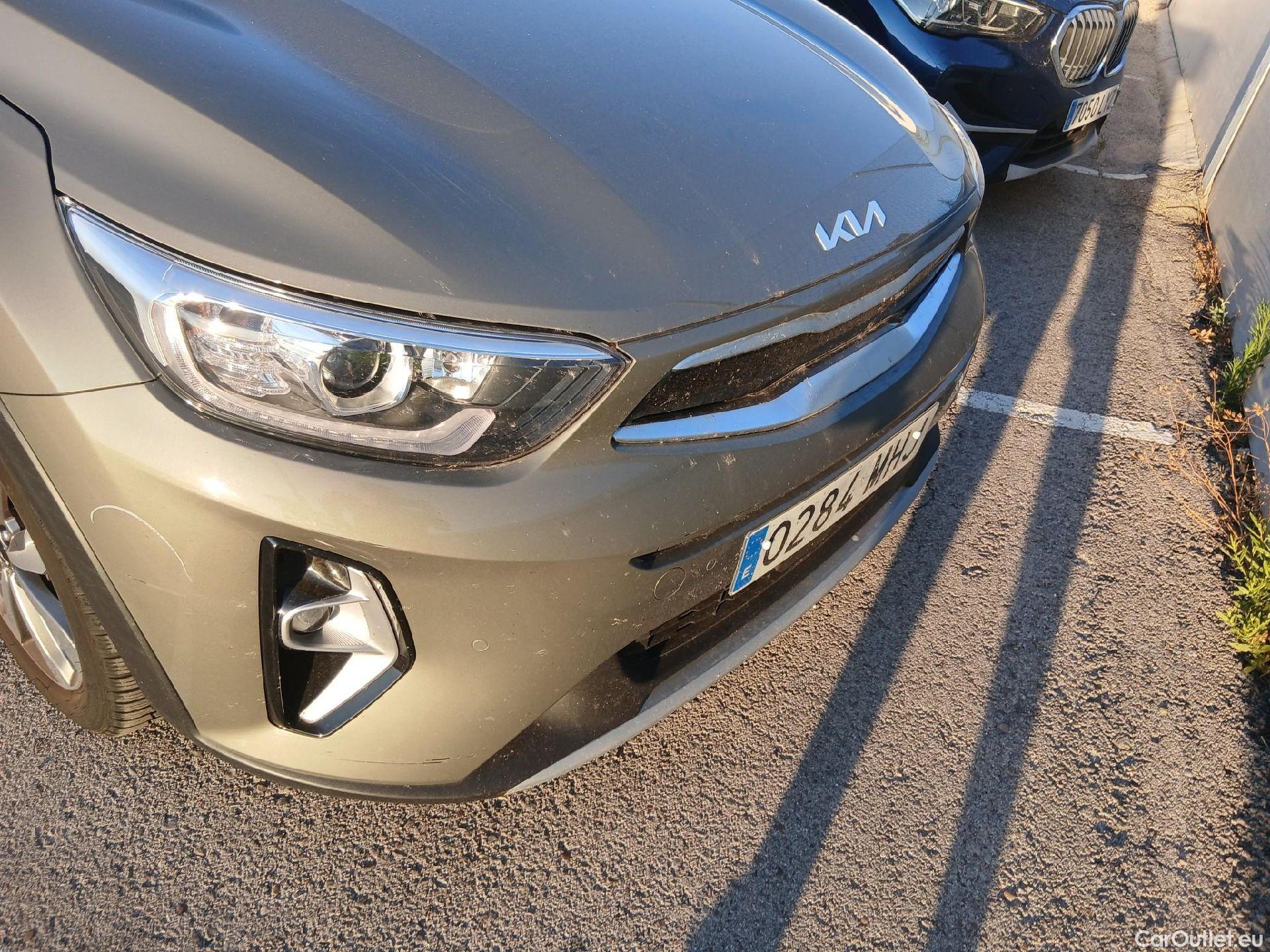  KIA  STONIC KIA  / 2017 / 5P / todoterreno 1.0 T-GDi 88kW (120CV) MHEV iMT Drive #6