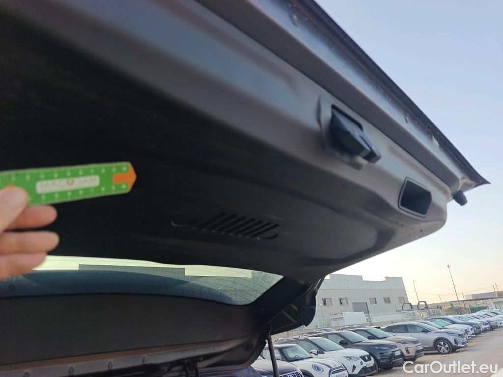  Jeep  Patriot JEEP Renegade / 2014 / 5P / todoterreno S 1.3 PHEV 177kW (240CV) AT AWD (AC) #4