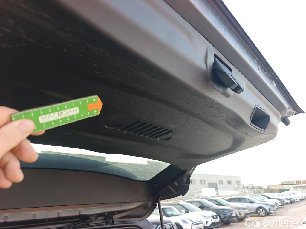  Jeep  Patriot JEEP Renegade / 2014 / 5P / todoterreno S 1.3 PHEV 177kW (240CV) AT AWD (AC) #3