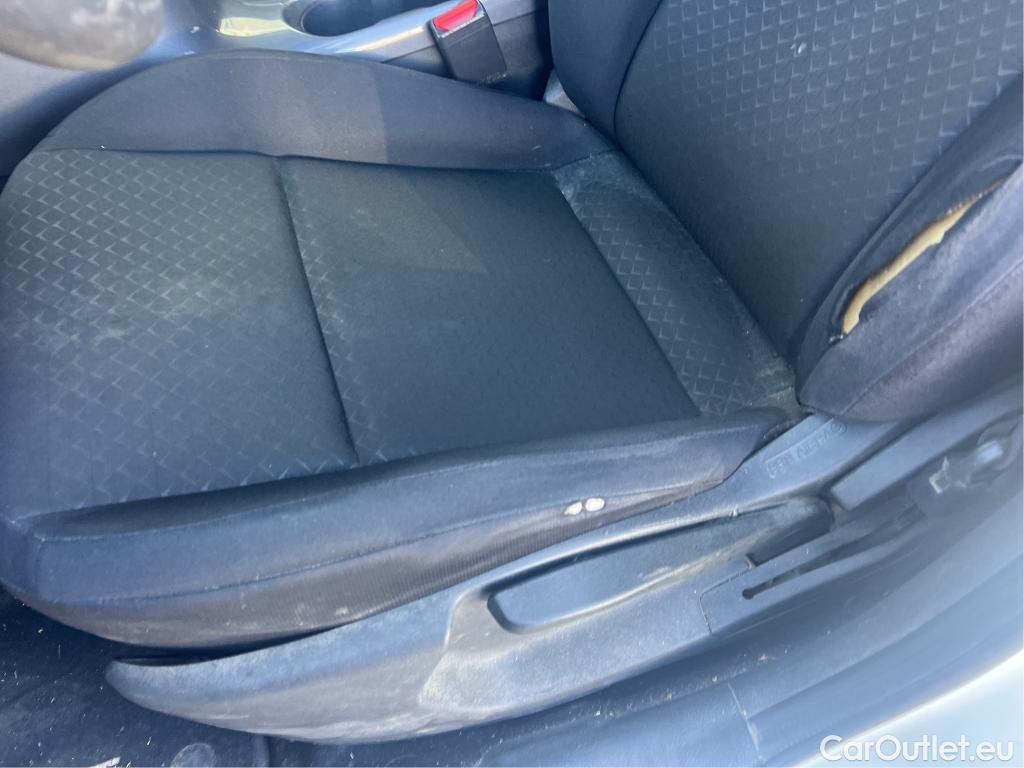  Nissan  Juke NISSAN  / 2019 / 5P / crossover DIG-T 84 kW (114 CV) 6M/T Acenta #3