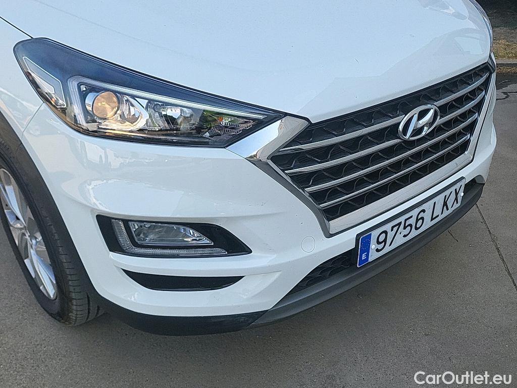  Hyundai  Tucson HYUNDAI  / 2018 / 5P / todoterreno 1.6 CRDI 85kW (116CV) 48V SLE 4X2(SP)(SL) #1