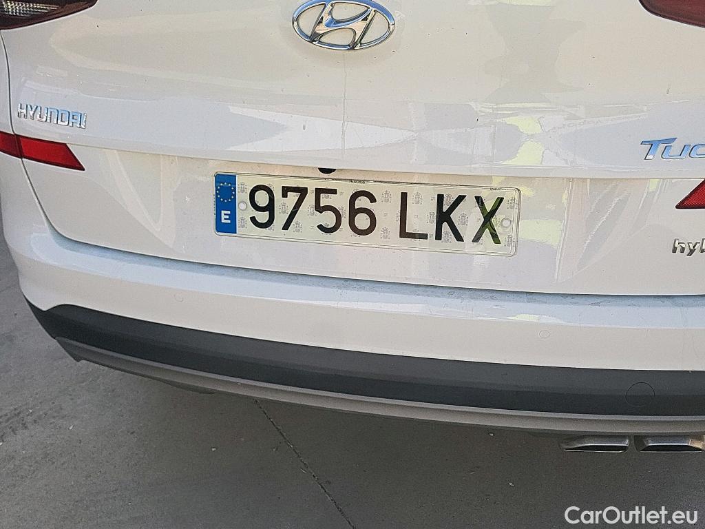  Hyundai  Tucson HYUNDAI  / 2018 / 5P / todoterreno 1.6 CRDI 85kW (116CV) 48V SLE 4X2(SP)(SL) #6