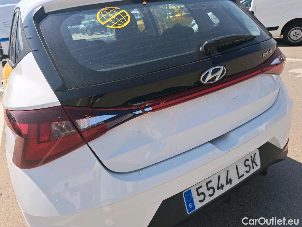  Hyundai  i20 HYUNDAI  / 2020 / 5P / berlina con portón 1.0 TGDI 74kW (100CV) 48V Essence #24