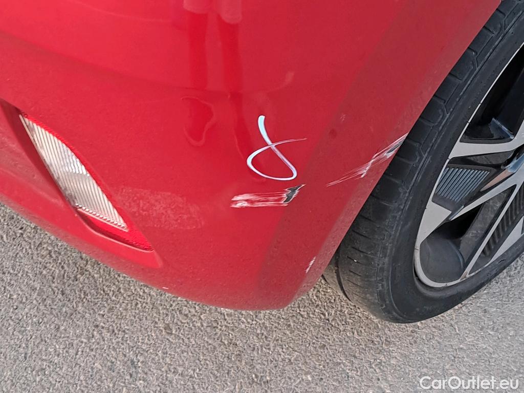  Hyundai  i10 HYUNDAI  / 2020 / 5P / berlina con portón 1.2 Tecno AT 2C #26