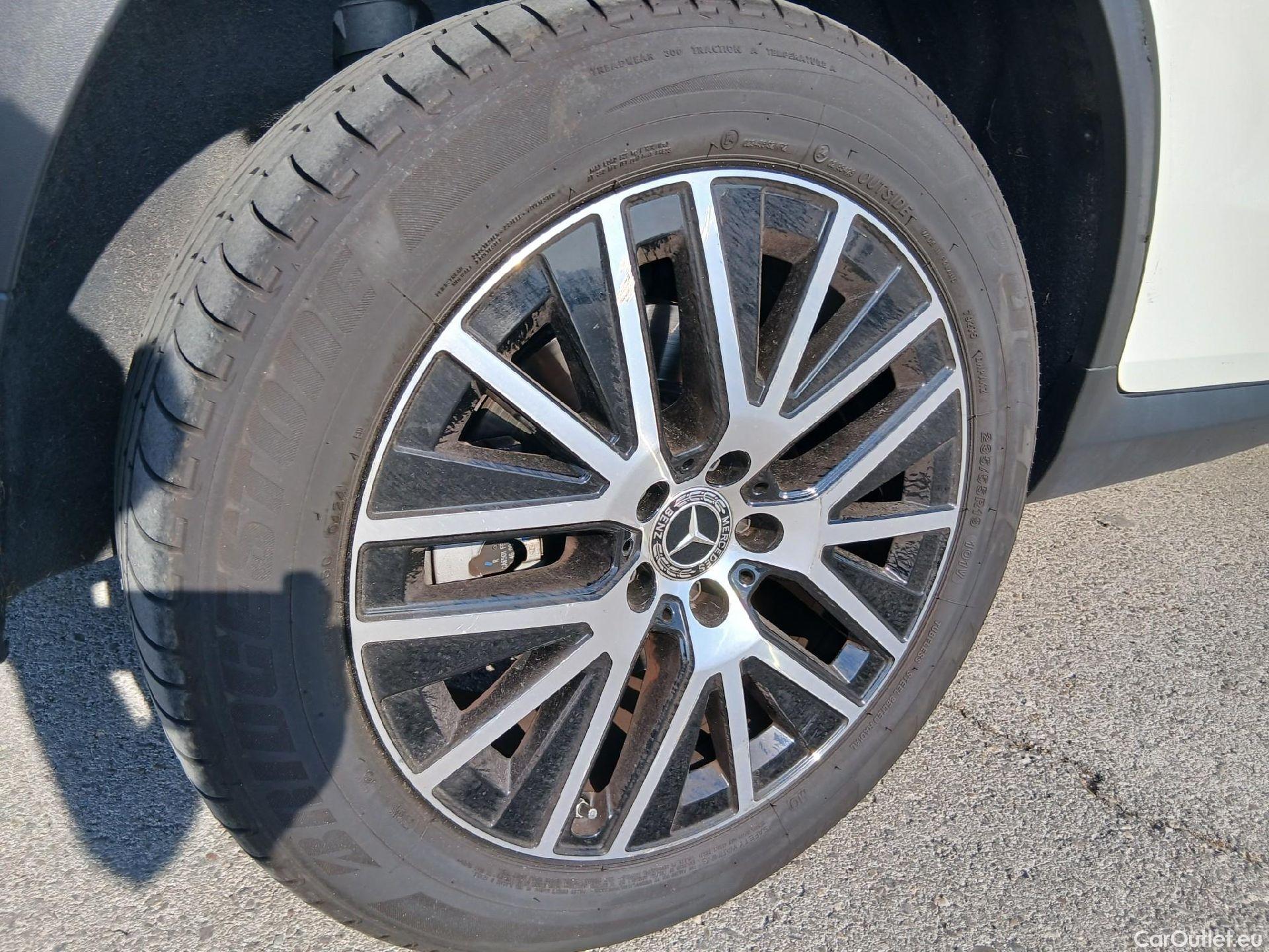  Mercedes  G-Klasee MERCEDES-BENZ Clase GLC / 2019 / 5P / todoterreno GLC 300 de 4MATIC #36