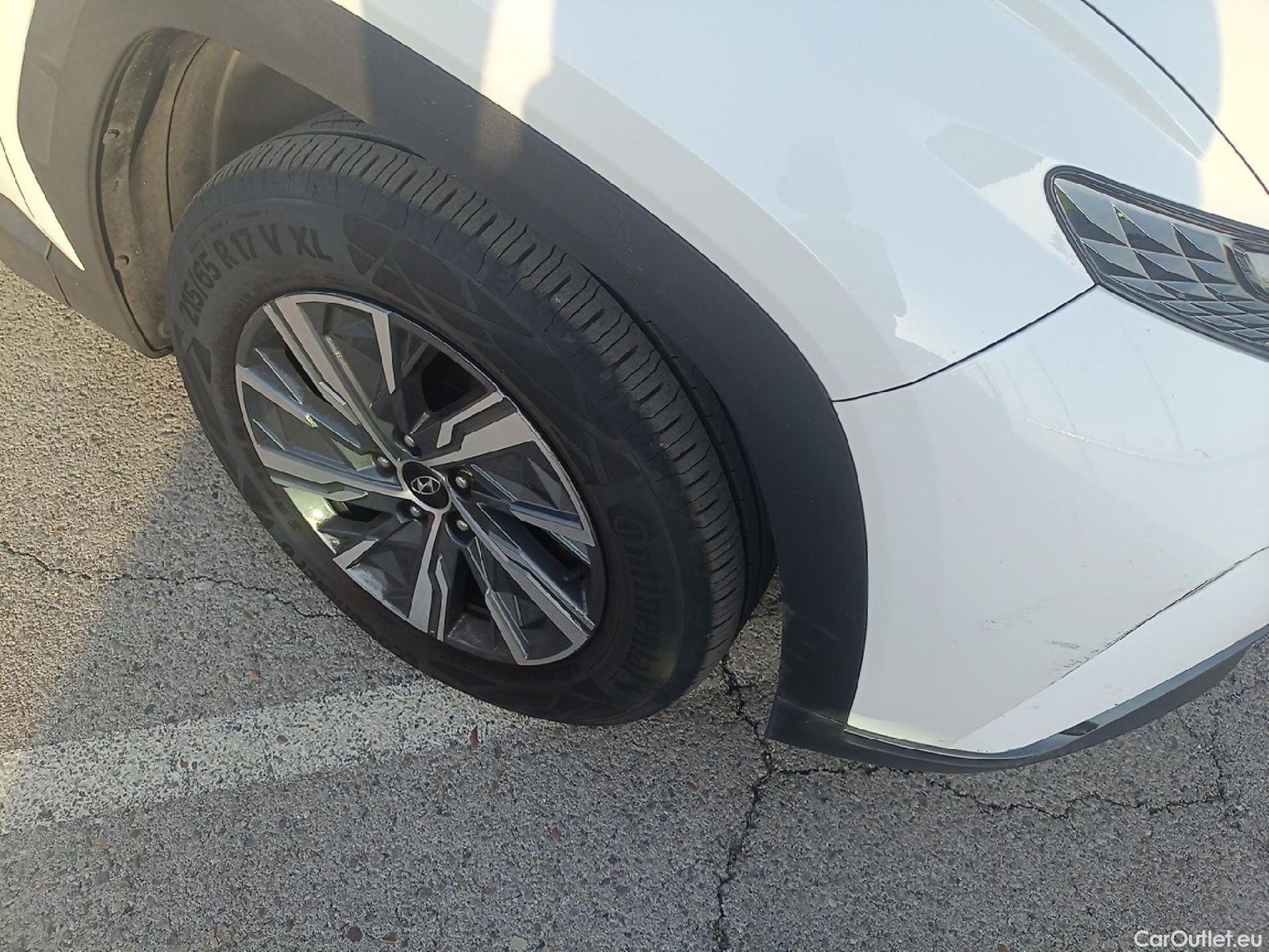  Hyundai  Tucson HYUNDAI  / 2020 / 5P / todoterreno 1.6 TGDI 110kW (150CV) 48V Maxx Sky #40