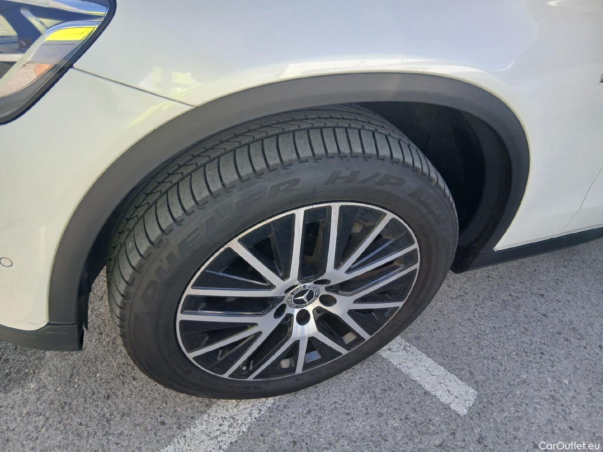  Mercedes  G-Klasee MERCEDES-BENZ Clase GLC / 2019 / 5P / todoterreno GLC 300 de 4MATIC #11