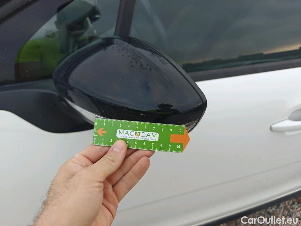  Citroen  C3 CITROEN  / 2020 / 5P / berlina con portón BlueHDi 75KW (100CV) S&S Live Pack #22