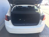  Peugeot  308 PEUGEOT  / 2017 / 5P / berlina con portón 5p Active Pack PureTech 110 S&S (AC) #8