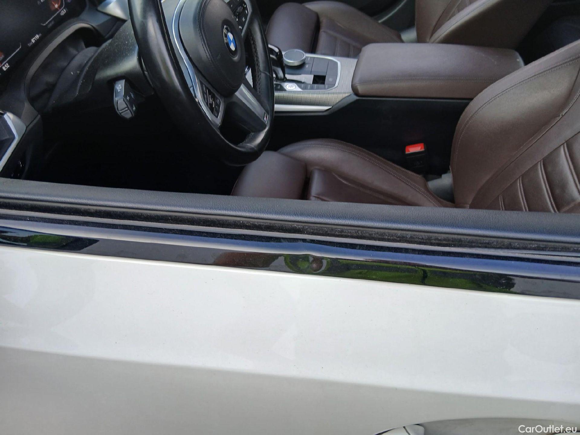  Bmw  Serie 3 BMW  / 2018 / 4P / sedán 320i Auto. # ACABADO M SPORT# #6