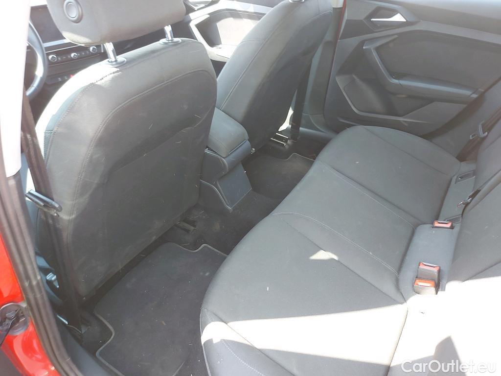  Audi  A1 Sportback AUDI A1 / 2018 / 5P / berlina con portón Sportback S line 30 TFSI 81kW (116CV) (AC) #16