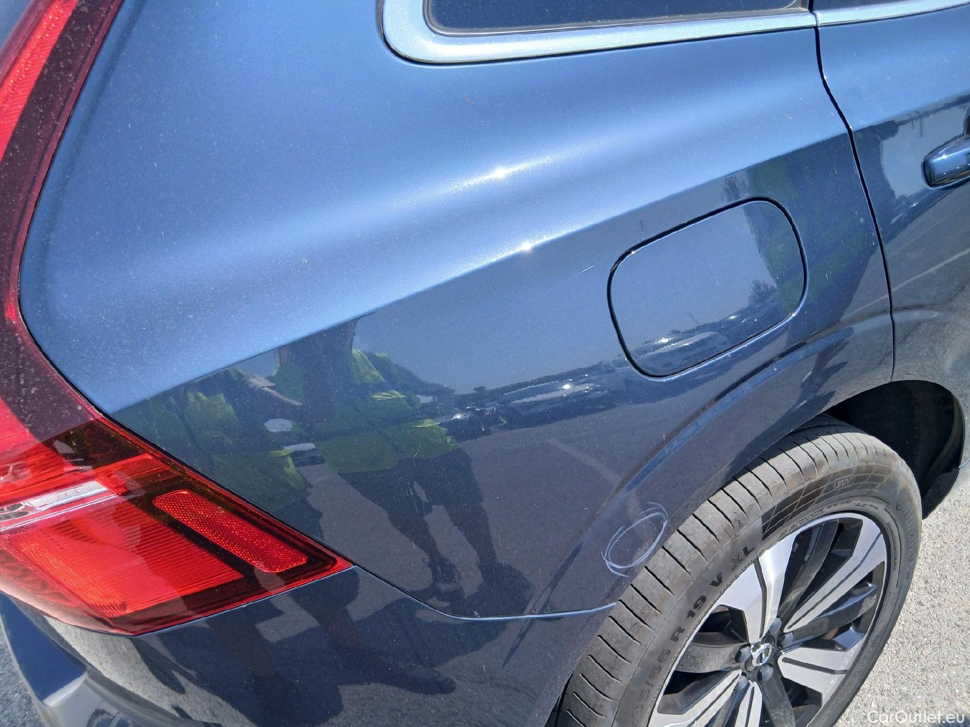  Volvo  XC60 VOLVO  2.0 T6 AWD Recharge Plus Dark Auto #23