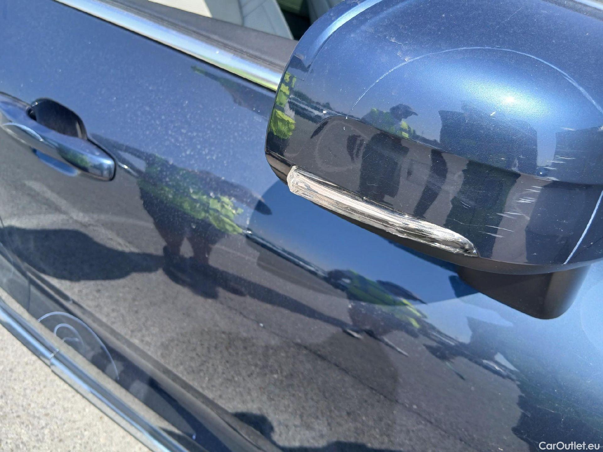  Volvo  XC60 VOLVO  2.0 T6 AWD Recharge Plus Dark Auto #32