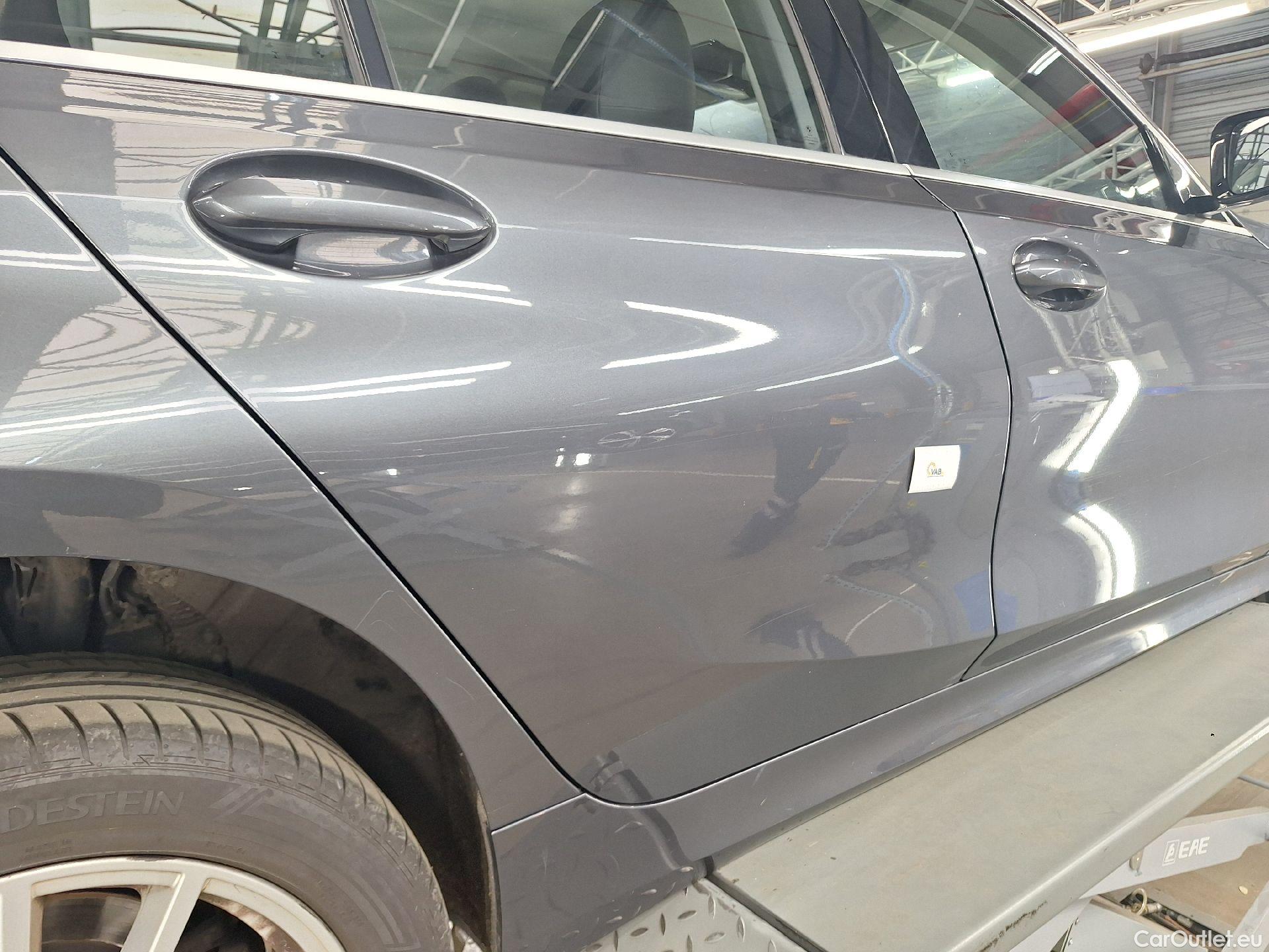  Bmw  Serie 3 BMW, 3-serie Touring '18, BMW 3 Reeks Touring 316dA (90 kW) 5d #24