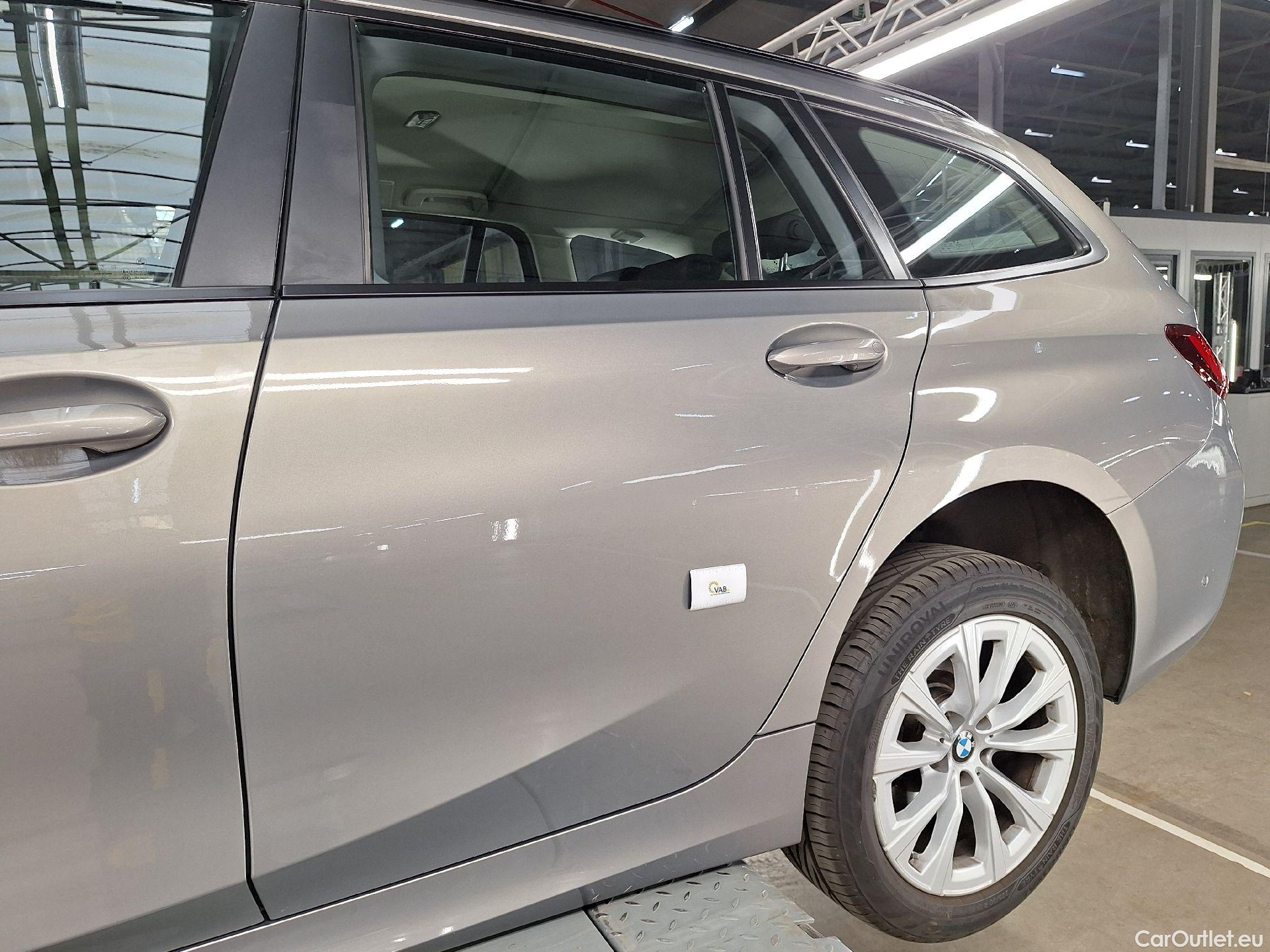  Bmw  Serie 3 BMW, 3-serie Touring '18, BMW 3 Reeks Touring 318dA (100 kW) 5d #25