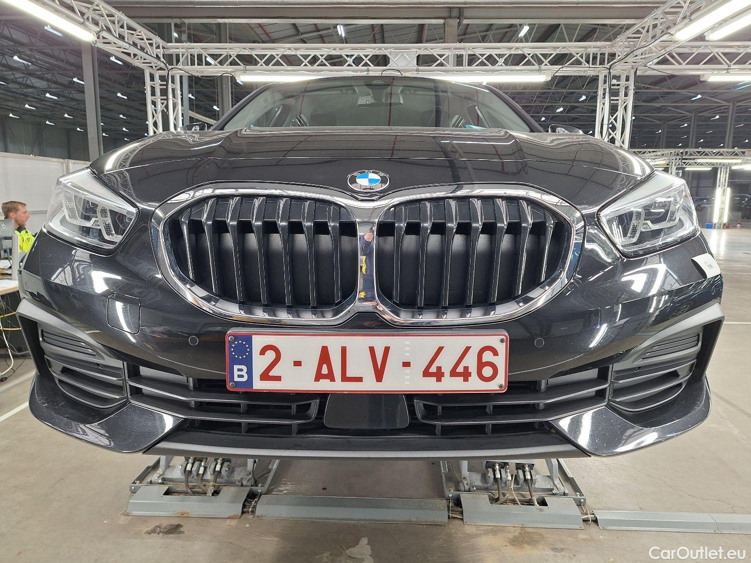  Bmw  Serie 1 BMW, 1-serie '19, BMW 1 Reeks Hatch 116d (85 kW) 5d #37