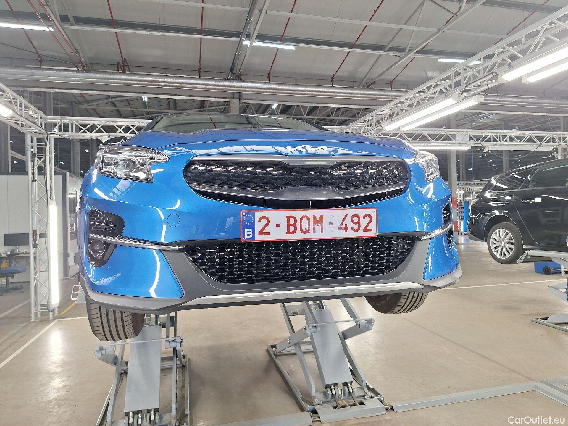  KIA  XCeed Kia,  '19 PHEV, KIA  1.6 GDi PHEV DCT Business Line 5d #52