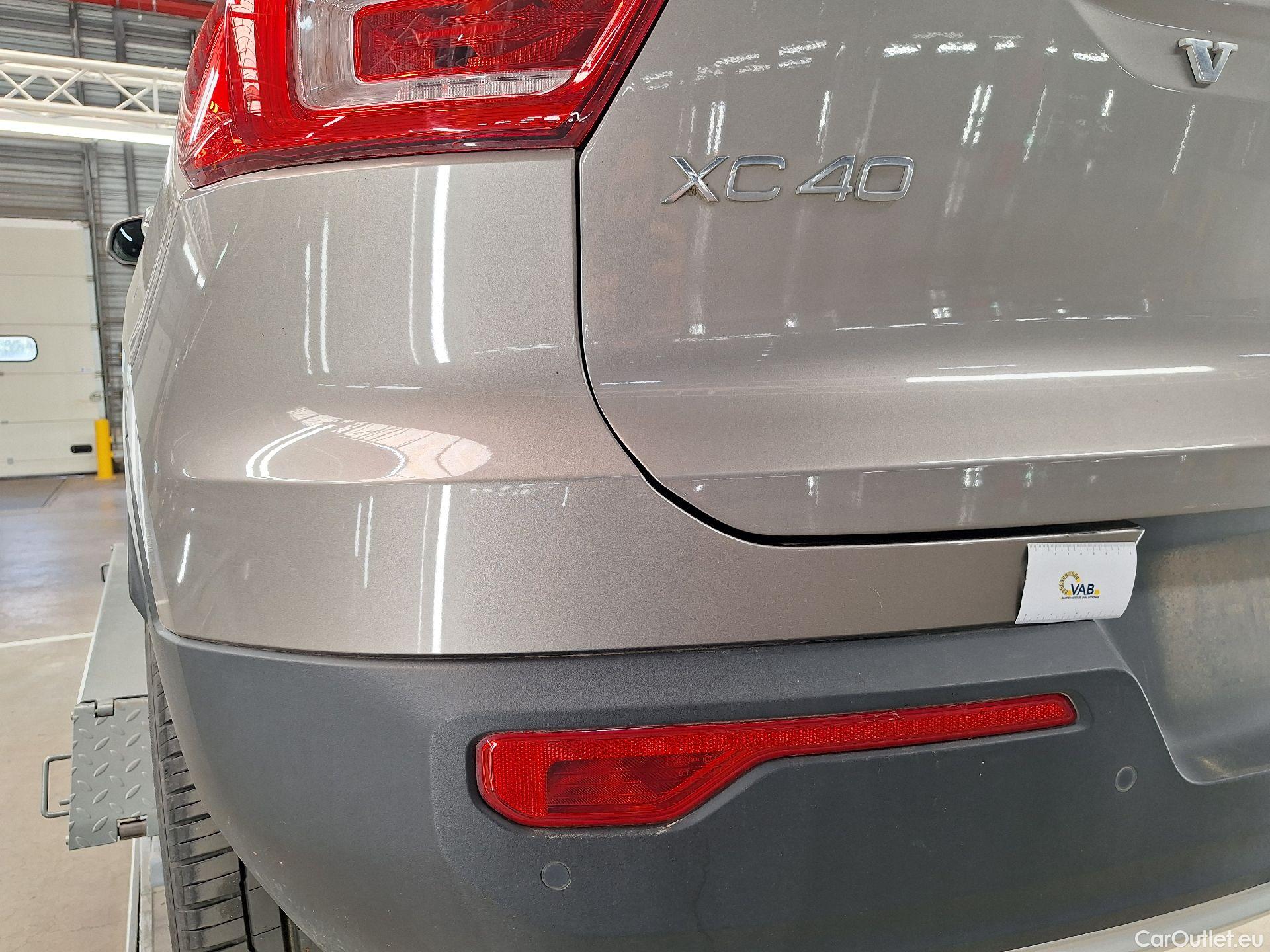  Volvo  XC 40 Volvo, XC40 '17, Volvo XC40 T4 Recharge Geartronic Inscription 5d #10