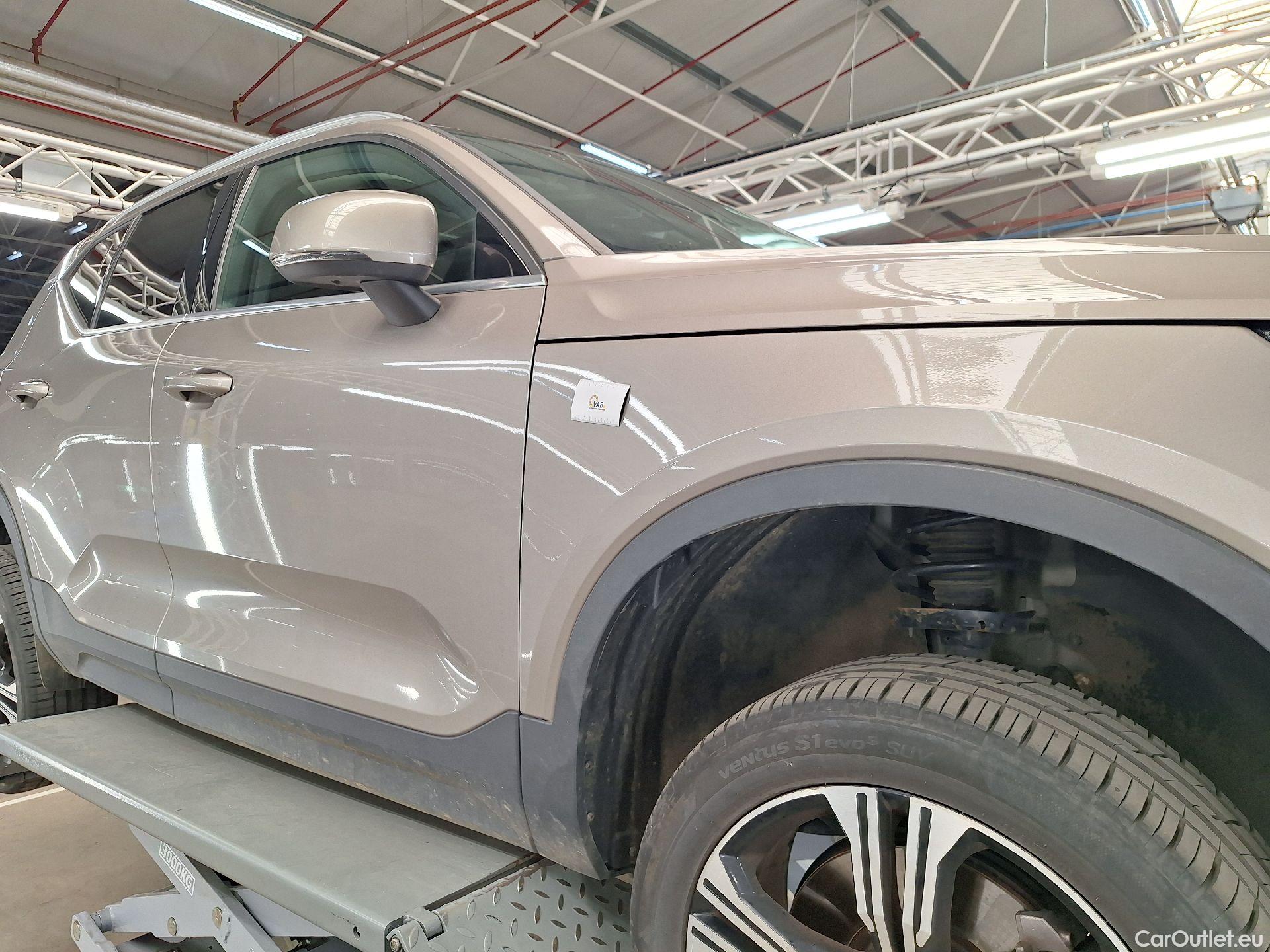  Volvo  XC 40 Volvo, XC40 '17, Volvo XC40 T4 Recharge Geartronic Inscription 5d #4