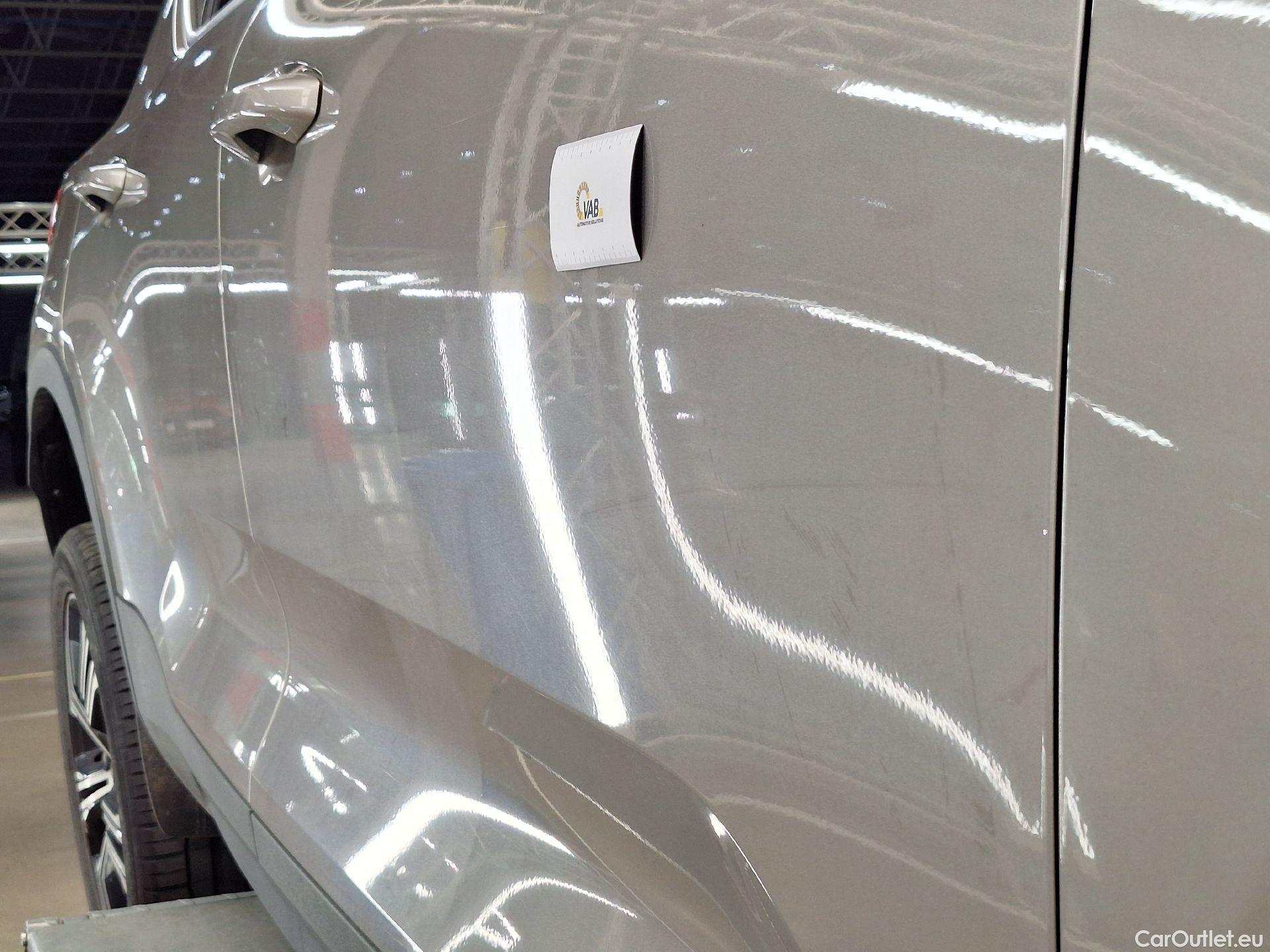  Volvo  XC 40 Volvo, XC40 '17, Volvo XC40 T4 Recharge Geartronic Inscription 5d #6