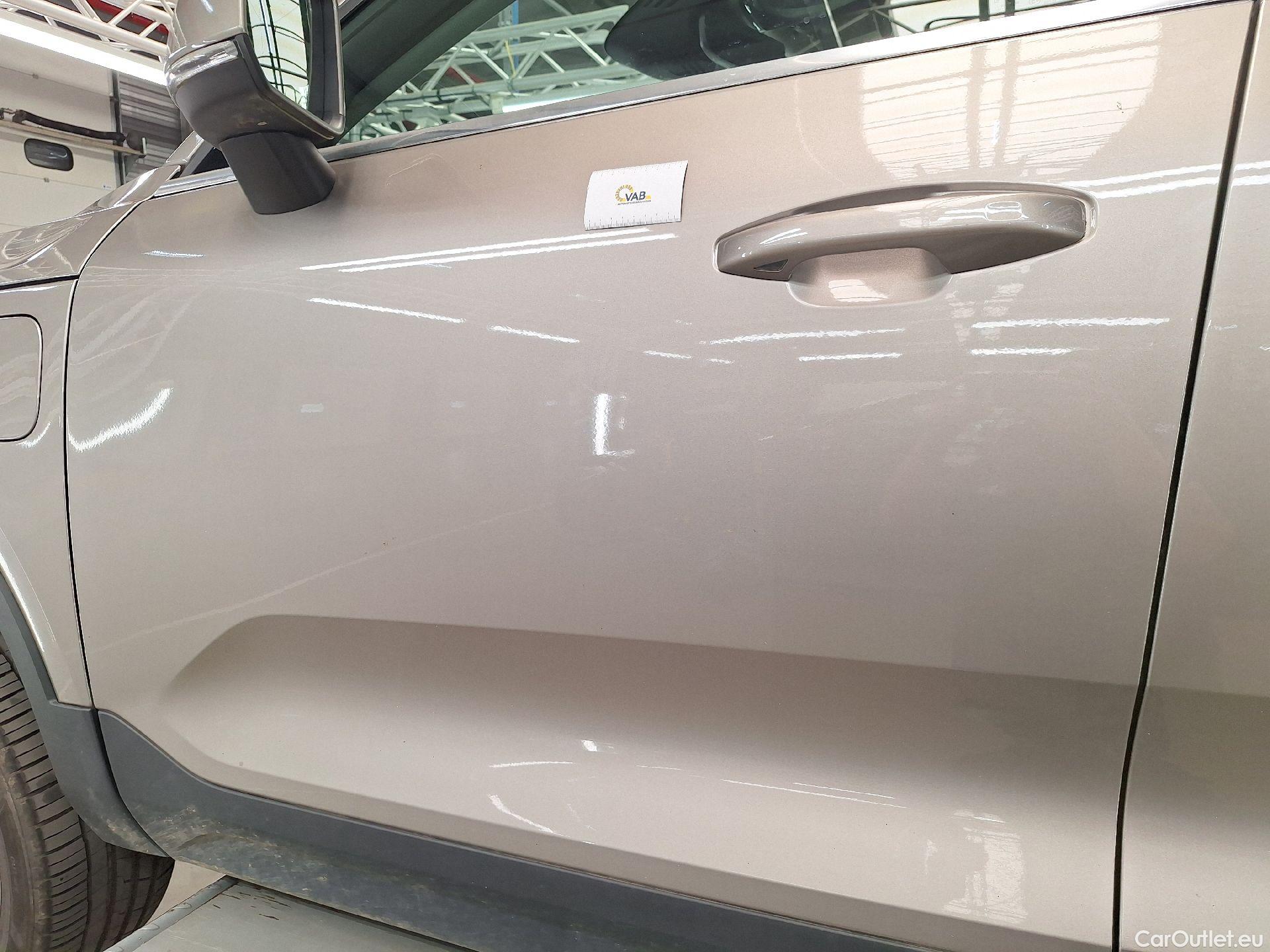  Volvo  XC 40 Volvo, XC40 '17, Volvo XC40 T4 Recharge Geartronic Inscription 5d #18