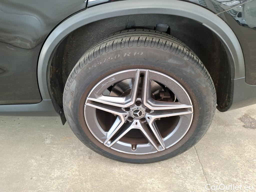 Mercedes  G-Klasee GLC Coupe / 2019 / 5P / Coupé GLC 300 e Business Line 4Matic #26