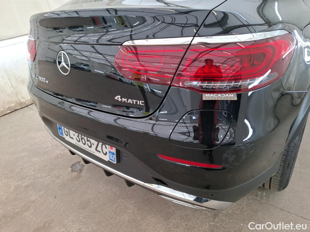  Mercedes  G-Klasee GLC Coupe / 2019 / 5P / Coupé GLC 300 e Business Line 4Matic #21