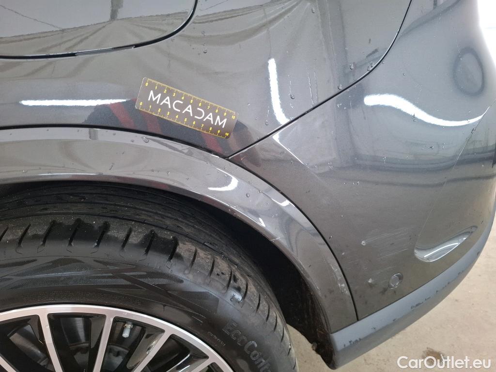  Mercedes  GLC MERCEDES-BENZ  / 2022 / 5P / SUV  400 e AMG Line 4MATIC #3