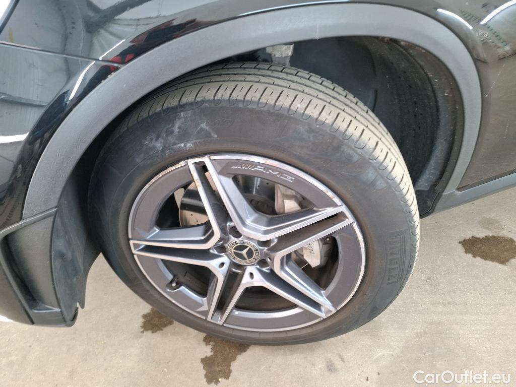  Mercedes  G-Klasee GLC Coupe / 2019 / 5P / Coupé GLC 300 e Business Line 4Matic #1