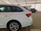  Skoda  Octavia SKODA  WAGON / 2020 / 5P / STATION WAGON 2.0 TDI EVO 110KW STYLE DSG #49