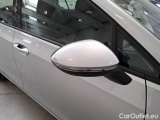  Volkswagen  Golf  VOLKSWAGEN / 2019 / 5P / BERLINA 1.0 ETSI 81KW EVO LIFE DSG #69