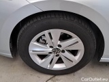  Volkswagen  Golf  VOLKSWAGEN / 2019 / 5P / BERLINA 1.0 ETSI 81KW EVO LIFE DSG #78
