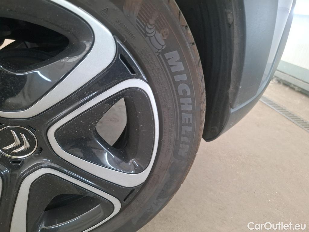  Citroen  C3  Plus 1.2 PureTech 80CV BVM5 6E #13
