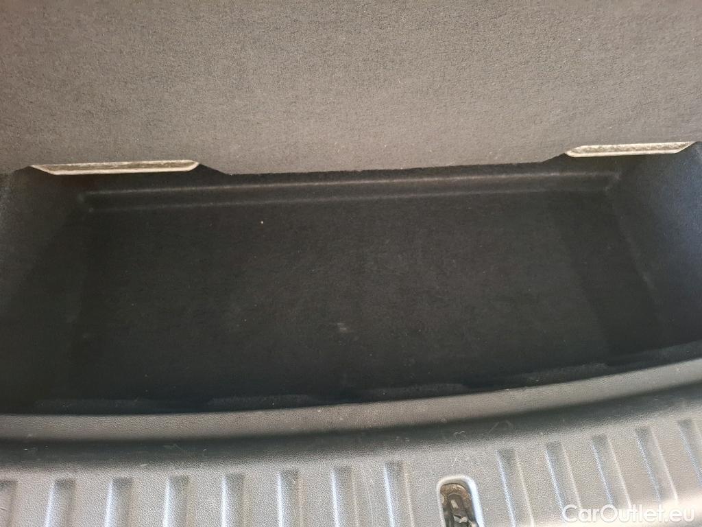  Bmw  X1 BMW  / 2022 / 5P / SUV xDrive23d xLine DKG7 #6