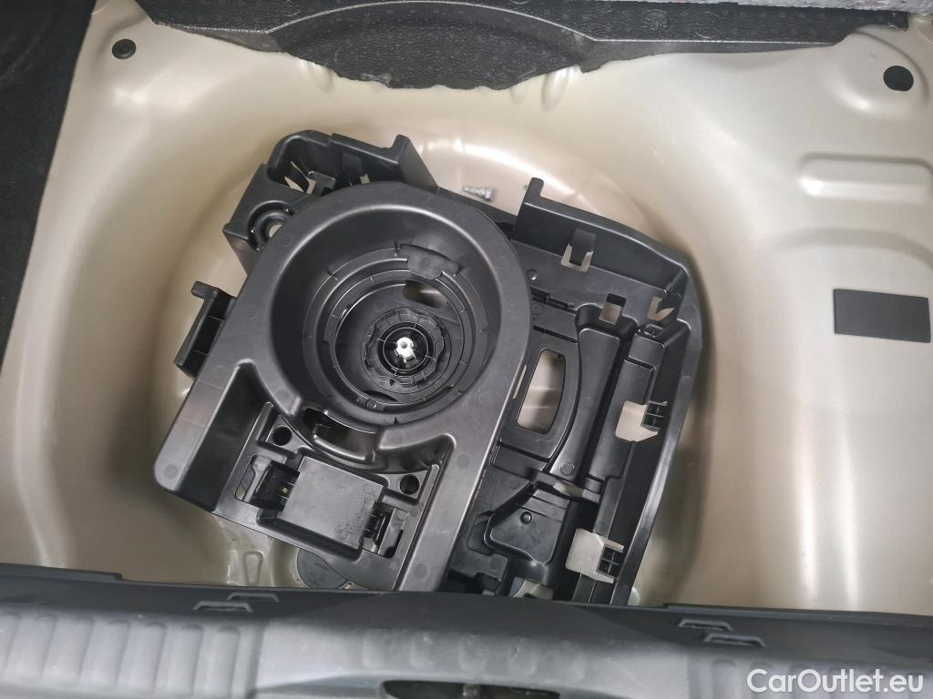  Citroen  C3  Plus 1.2 PureTech 80CV BVM5 6E #16