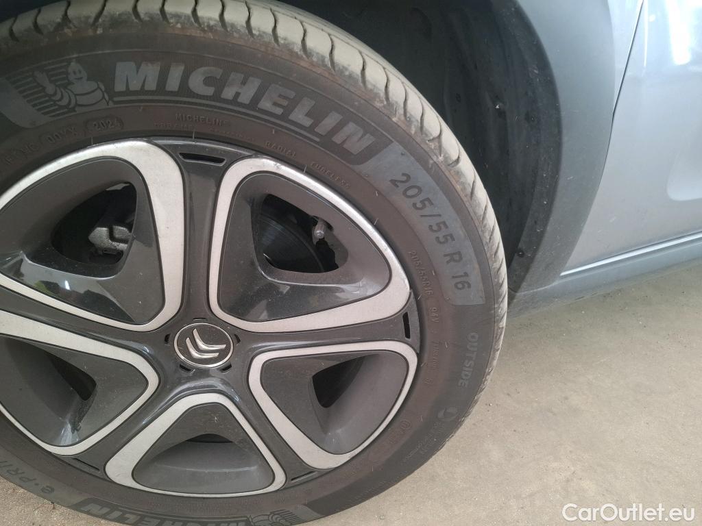  Citroen  C3  Plus 1.2 PureTech 80CV BVM5 6E #18