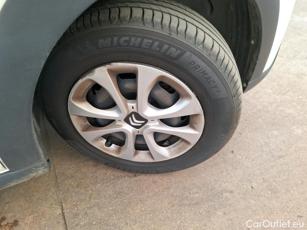  Citroen  C3  Feel 1.2 PureTech 80CV BVM5 E6 #10