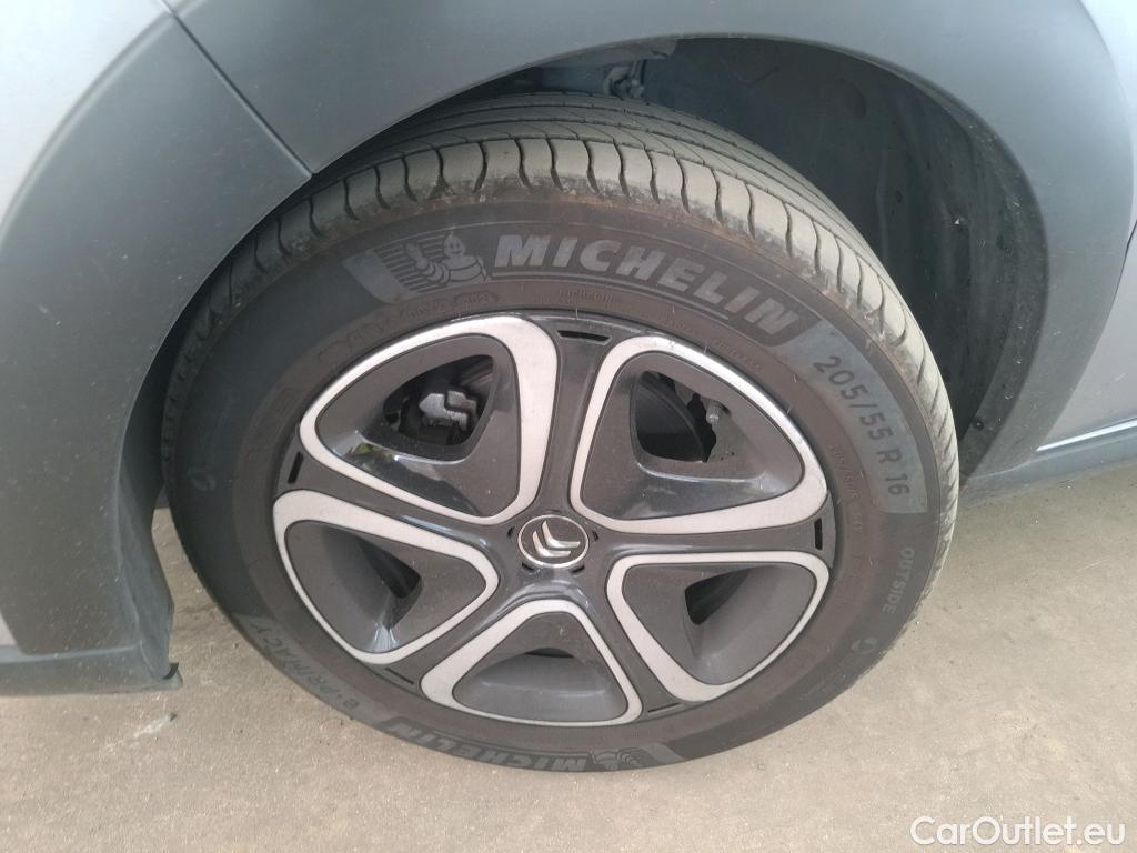  Citroen  C3  Plus 1.2 PureTech 80CV BVM5 6E #17