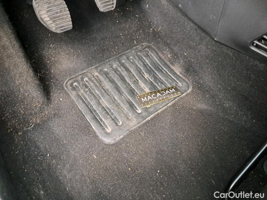  Citroen  C3  Société Feel Business R 1.2 PureTech 80CV BVM5 E6 #14