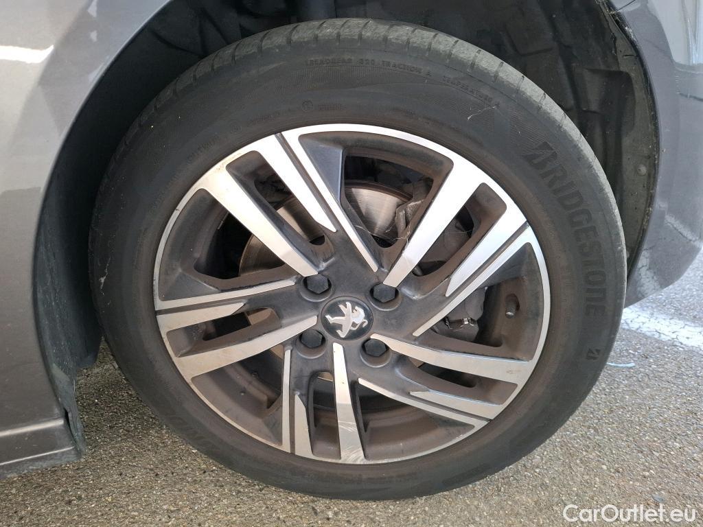  Peugeot  208  Allure Pack 1.2 PureTech 100CV BVA8 E6d #24
