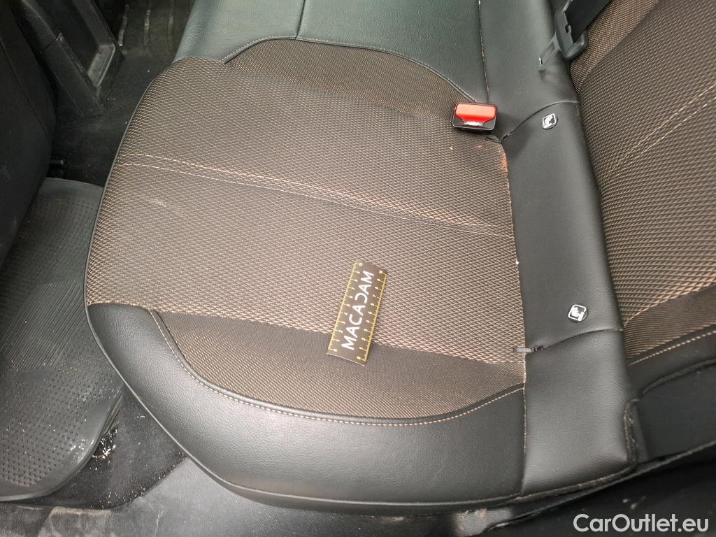  Citroen  DS3 3 Crossback Business 1.2 PureTech 130CV BVA8 E6d #40