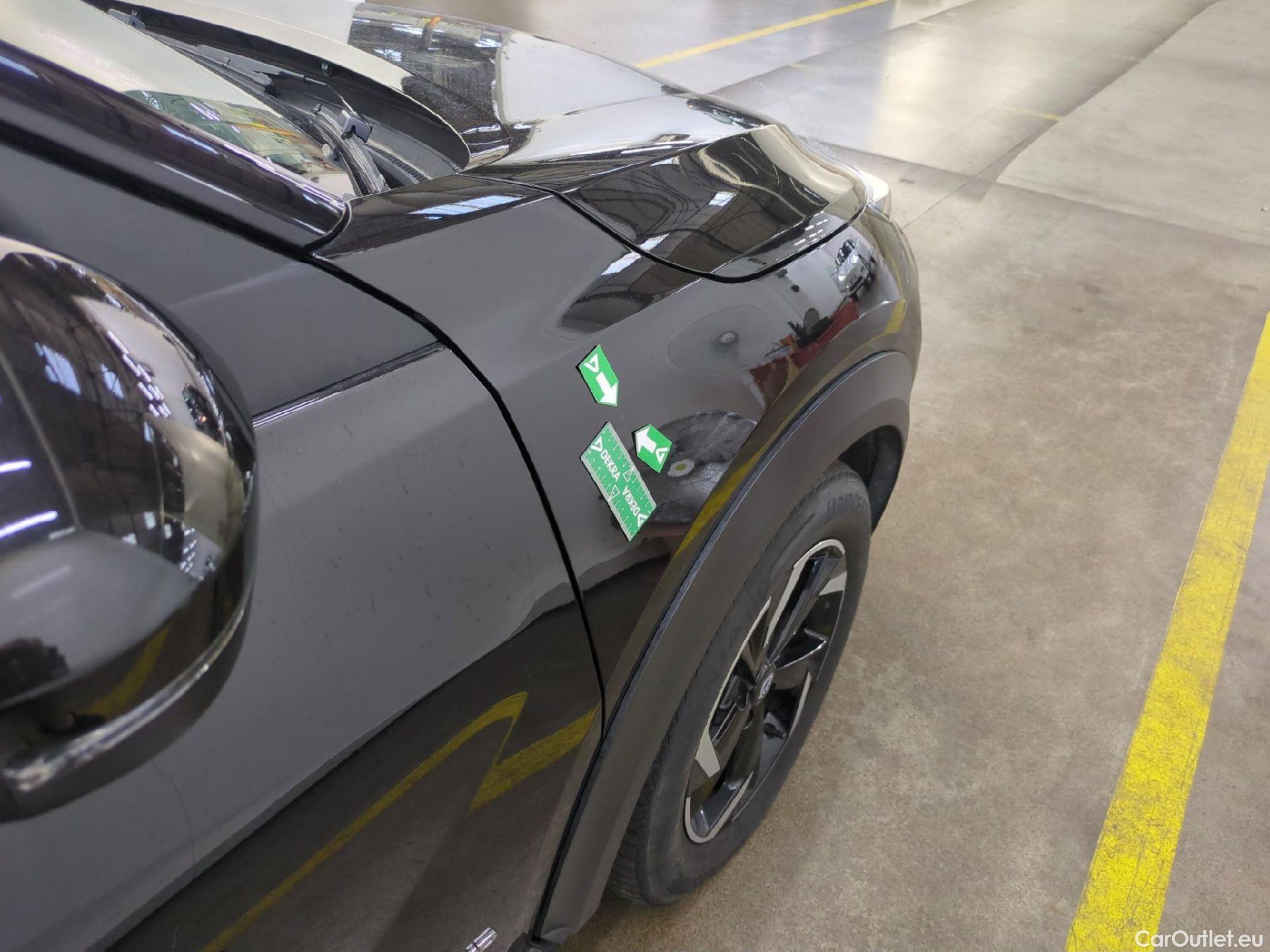  Nissan  Juke NISSAN  / 2019 / 5P / Crossover Hybrid 143 Business+ #18
