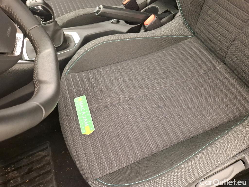  Peugeot  208  Style 1.2 PureTech 75CV BVM5 E6d #17