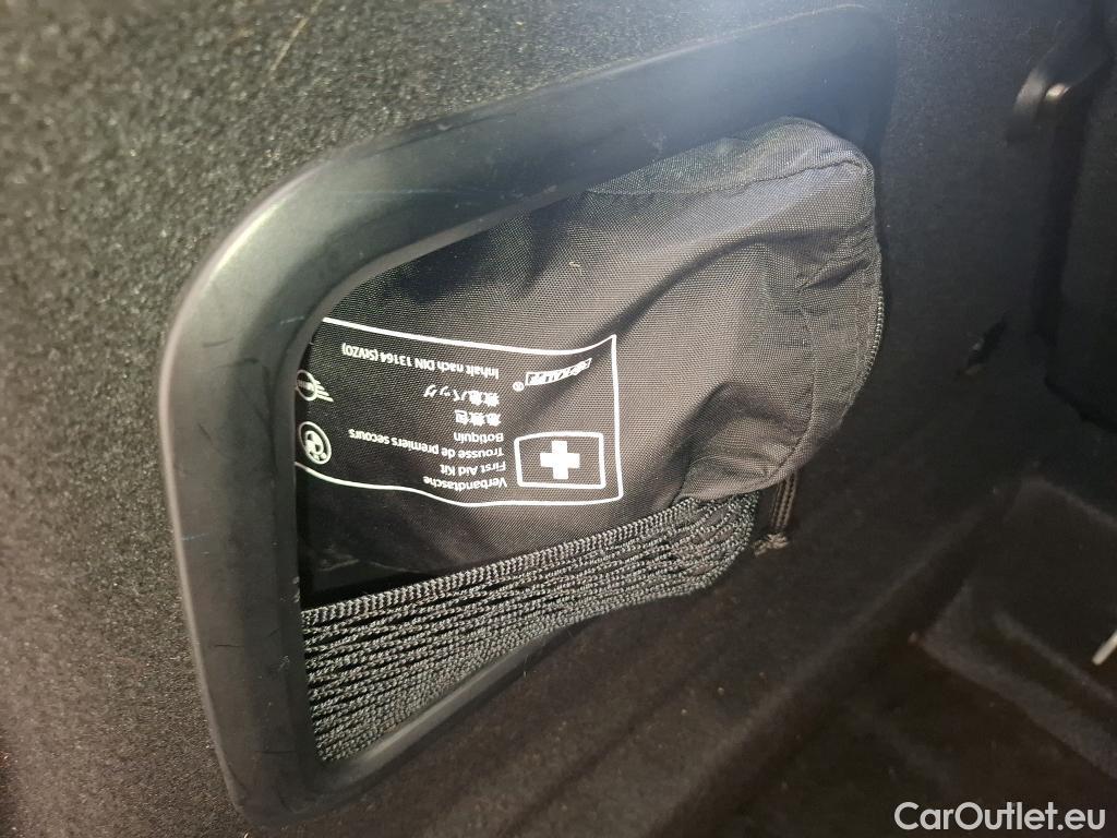  Mini  Clubman MINI  5p Break Cooper Kensington 136 ch BVM6 #42