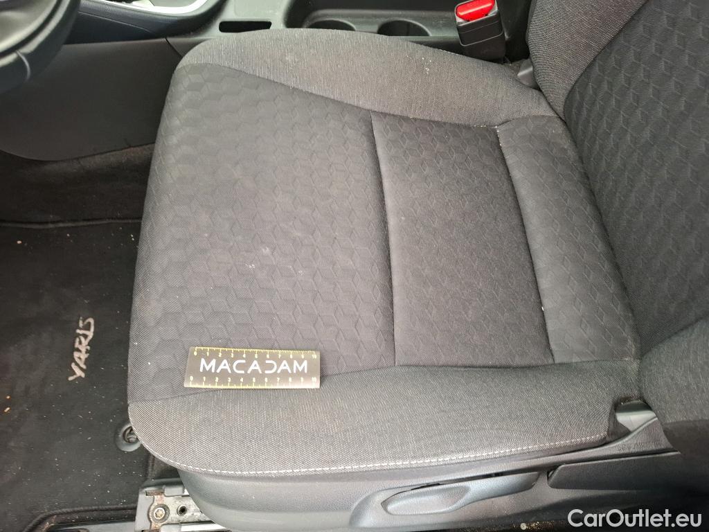  Toyota  Yaris TOYOTA  Hybride / 2019 / 5P / Berline Hybride 116h Dynamic Business Beyond Zer #54