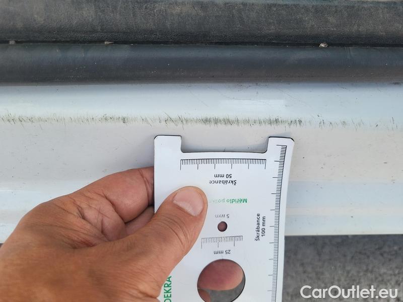  Fiat  Ducato   LCV 28 (290)(09.2019->)  2.2MTJ 140 33 L3H2 4d #32
