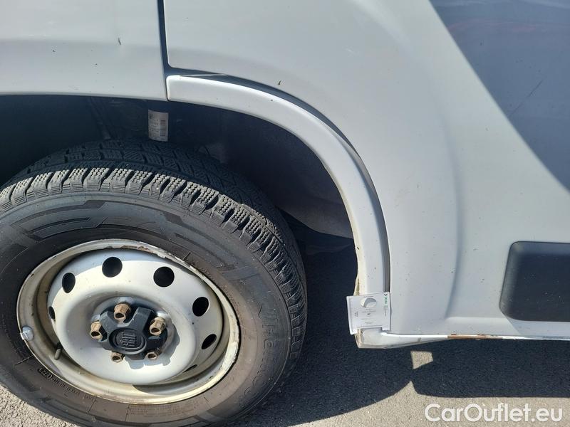 Fiat  Ducato   LCV 28 (290)(09.2019->)  2.2MTJ 140 33 L3H2 4d #35