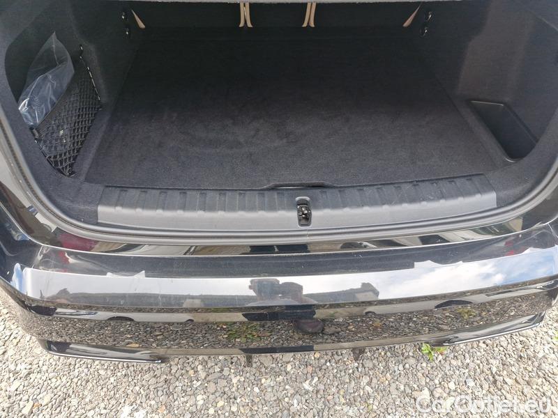  Bmw  X1  (2022)  xDrive30e AT 5d #12
